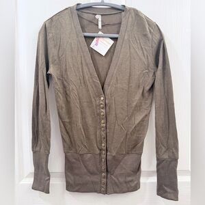 COLOR STORY - OLIVE BUTTON-UP CARDIGAN